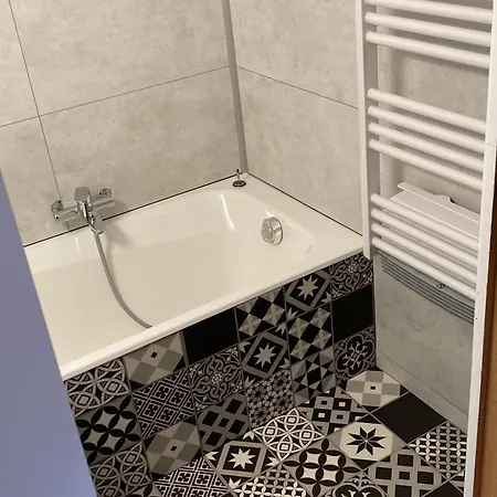Apartment Cosy A : 5 Pers, Balcon, Parking, Wifi - Fr-1-676-32